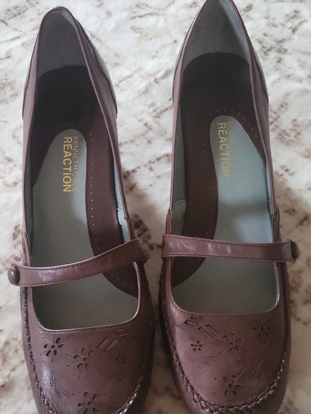Kenneth Cole Reaction Women's Dark Brown Floral Mary Jane Flats